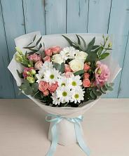 Букет цветов из:  Розы, Лизиантусы и Хризантемы в Бугры Ленинградская область