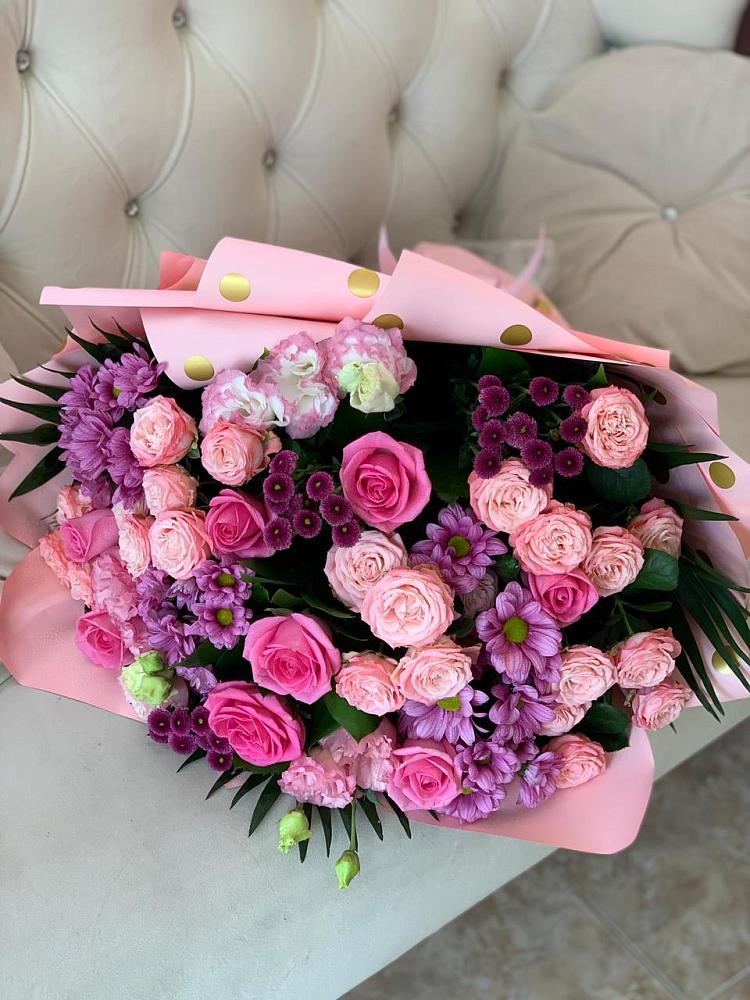 Букет цветов из: Хризантемы, Розы и Лизиантусы в Бугры Ленинградская область