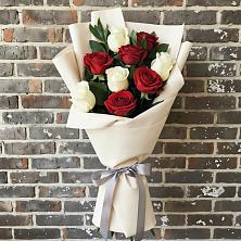 Букет цветов из:  Розы в Бугры Ленинградская область