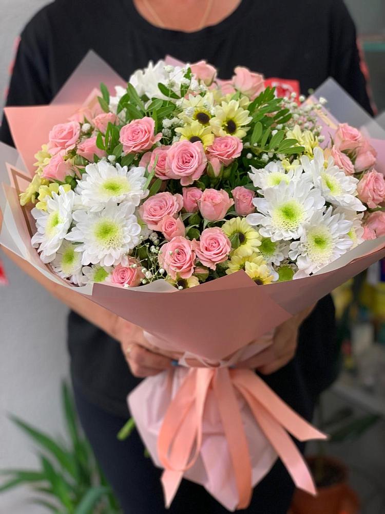 Букет цветов из: Розы и Хризантемы в Бугры Ленинградская область