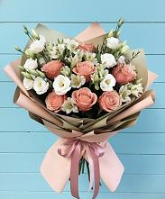 Букет цветов из:  Розы, Альстромерии и Лизиантусы в Бугры Ленинградская область