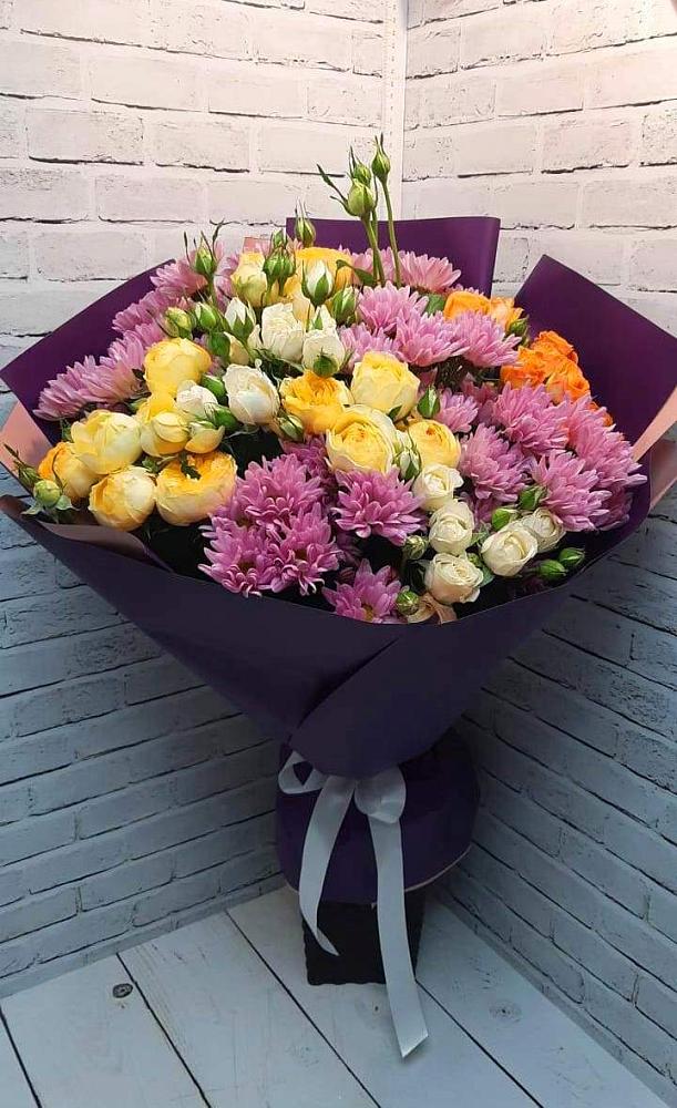 Букет цветов из: Хризантемы и Розы в Бугры Ленинградская область