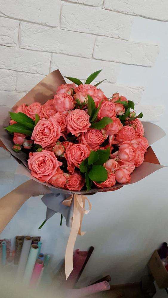 Букет цветов из: Розы в Бугры Ленинградская область