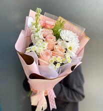 Букет цветов из:  Хризантемы и Розы в Бугры Ленинградская область