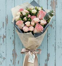 Букет цветов из:  Розы #REPLACE_PRED# Бугры Ленинградская область
