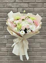 Букет цветов из:  Гвоздики, Розы, Лизиантусы и Хризантемы в Бугры Ленинградская область